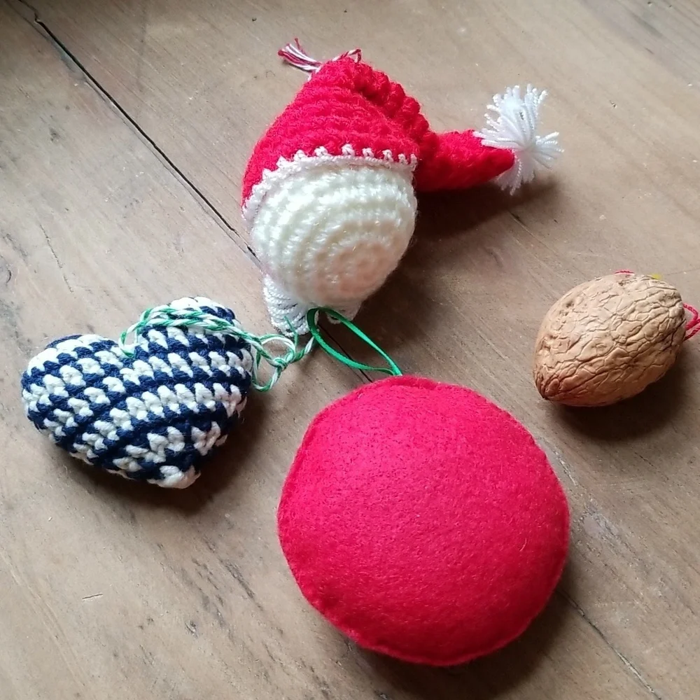 Ornaments Christmas Holiday Handmade Set Crochet Santa Heart Folkart Old Fashion